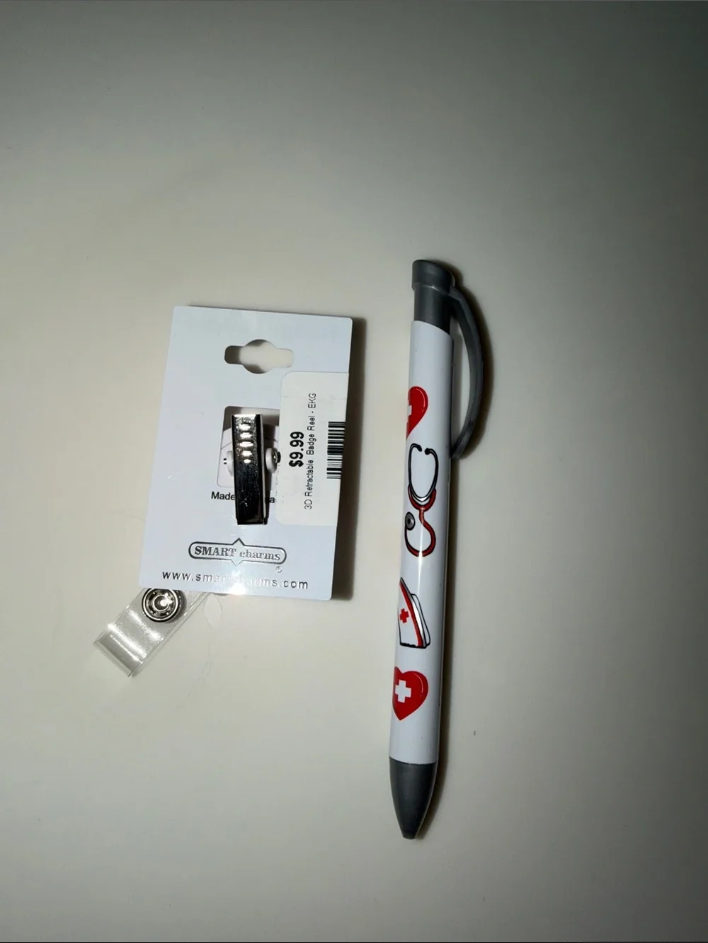 Gift Bundle Red White Tele Heart Shaped Clip-on ID or Key Holder Nurse print Pen
